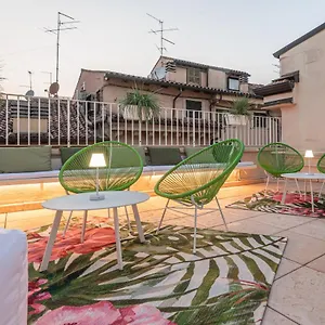 Tre Marchetti Arena Suites Apartment